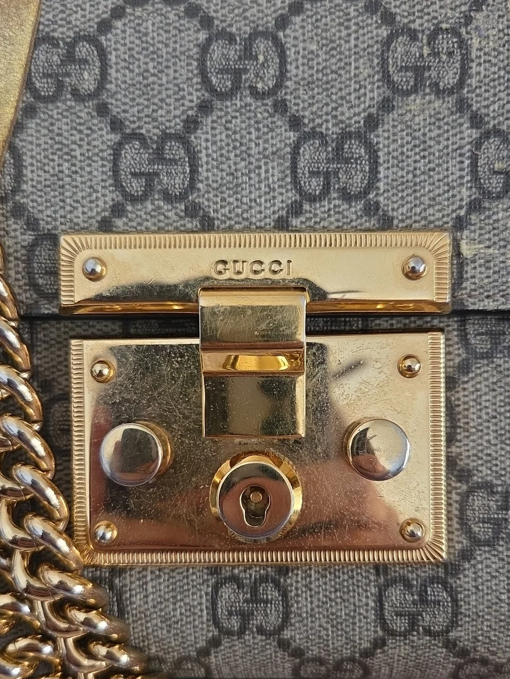 Gucci GG Supreme Shoulder Bag in Brown, Black & Gold